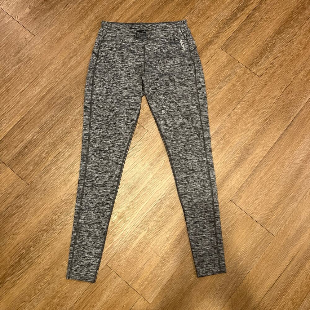 Reebok leggings Size SM -READ DESCRIPTION